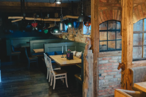 Wild Birdie Bar & Grill